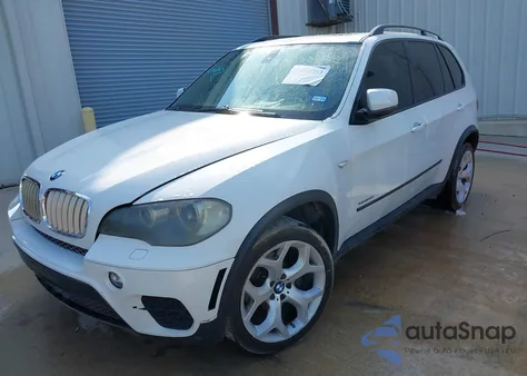 2011 BMW X5 xDrive35D from USA, damaged, VIN 5UXZW0C52BL370833